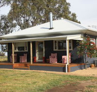 Rabbiters Hut - e-Seniors