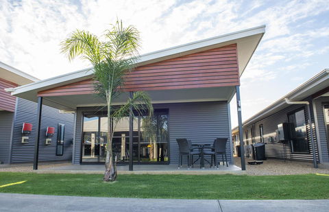 Paringa Resort - e-Seniors 8