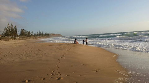 Beachside Escape On The Esplanade - e-Seniors 1