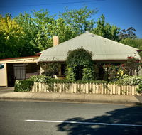 Oats Cottage - e-Seniors