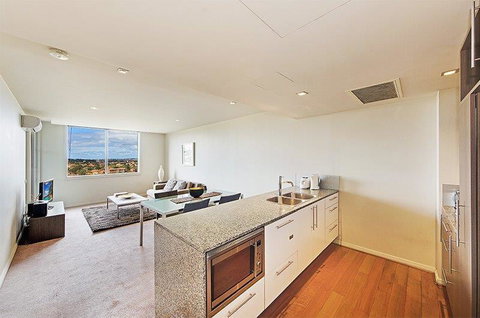 Wyndel Apartments North Sydney - Harbour Watch - e-Seniors 2