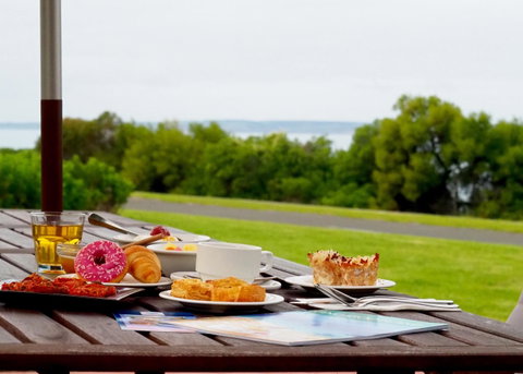 Kangaroo Island Seaside Inn - e-Seniors 26