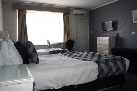 Lakeview Motel And Apartments - e-Seniors 15