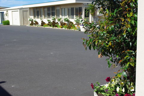 Lakeview Motel And Apartments - e-Seniors 27