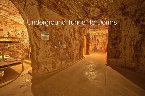 Radeka Downunder Underground Motel - e-Seniors 10