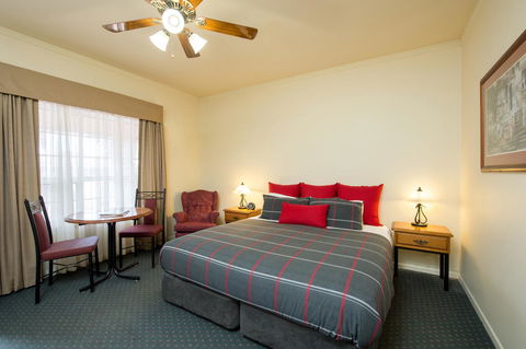 John Pirie Motor Inn - e-Seniors 34