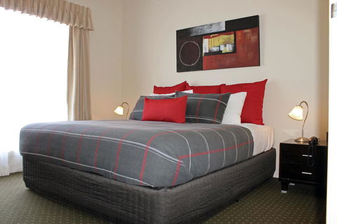 John Pirie Motor Inn - e-Seniors 5