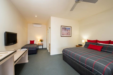 John Pirie Motor Inn - e-Seniors 39