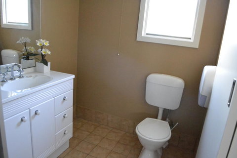 Kangaroo Island Holiday Village - e-Seniors 1