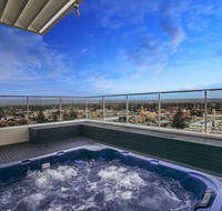 Glenelg Skyline Penthouse - e-Seniors