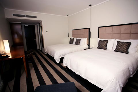 Ellen Hotel - e-Seniors 19