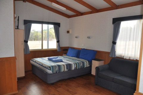Western KI Caravan Park & Wildlife Reserve - e-Seniors 16