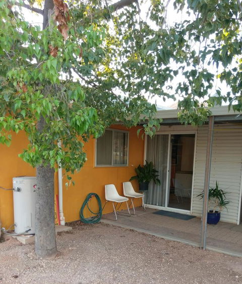 Desert Gum Retreat Gough St - e-Seniors 24