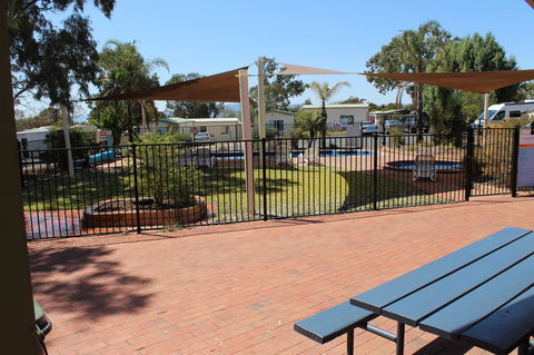 Discovery Parks â€“ Port Augusta - e-Seniors 19