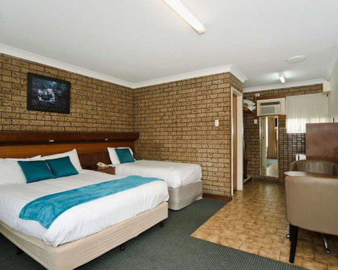 Comfort Inn Victor Harbor - e-Seniors 4