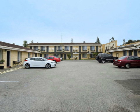 Comfort Inn Victor Harbor - e-Seniors 11