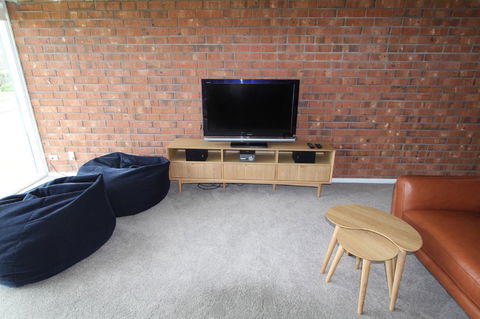 'Southern Sands' Beachfront Apartments - e-Seniors 3