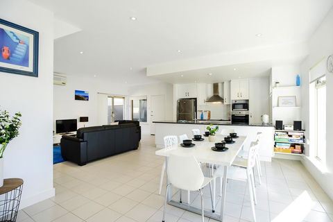 Blue Zone - Aldinga Beach - e-Seniors 1