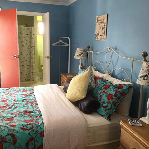 KI Dragonfly Guesthouse - e-Seniors 9