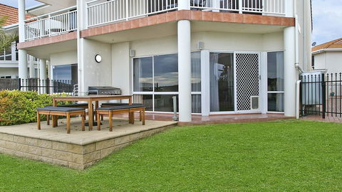 Salt Waterfront Apartment - e-Seniors 6