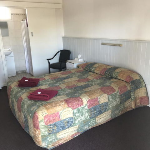 Travelway Motel - e-Seniors 12