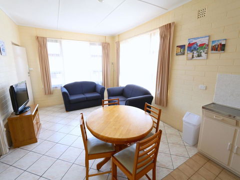 Best Western Melaleuca Motel & Apartments - e-Seniors 22