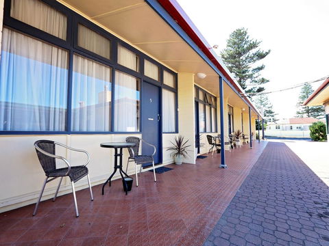 Best Western Melaleuca Motel & Apartments - e-Seniors 24
