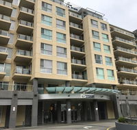 Glenelg Holiday Apartments-Pier - e-Seniors