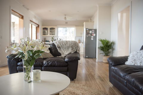 Port Lincoln Seaside Home - e-Seniors 4