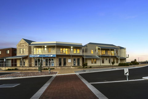 Robe Marina Accommodation - e-Seniors 20