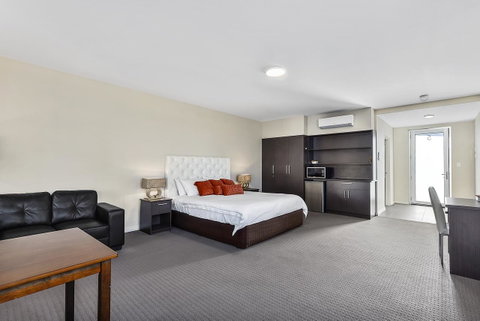 Robe Marina Accommodation - e-Seniors 16