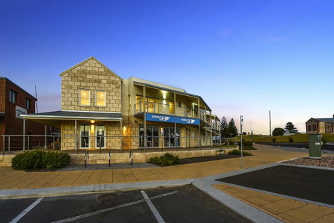 Robe Marina Accommodation - e-Seniors 19