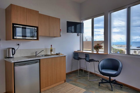 Cloudscape Apartment No 2 - e-Seniors 2