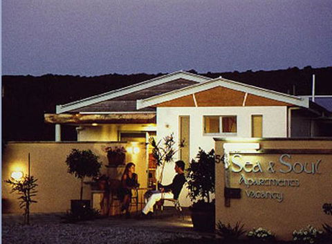 Sea & Soul Beachside Apartments - e-Seniors 6