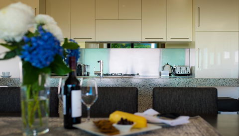 The Roozen Residence - e-Seniors 7