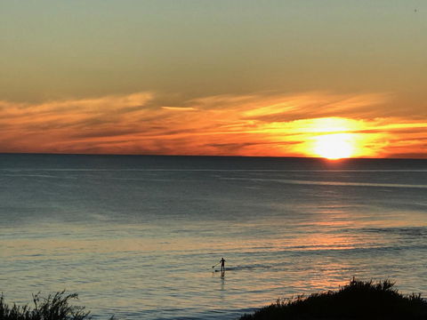 Cottesloe Beachfront Ocean View Apartment - e-Seniors 4