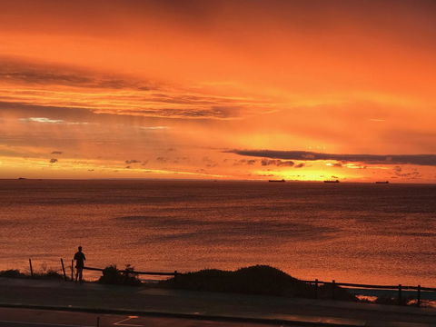Cottesloe Beachfront Ocean View Apartment - e-Seniors 14