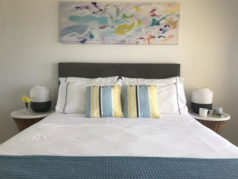 Cottesloe Beachfront Ocean View Apartment - e-Seniors 3