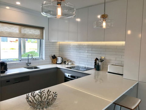 Cottesloe Beachfront Ocean View Apartment - e-Seniors 12