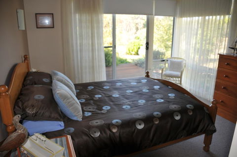Glenelg On King Bed & Breakfast - e-Seniors 23