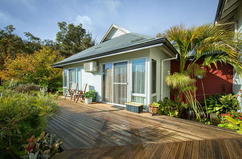 Glenelg On King Bed & Breakfast - e-Seniors 7