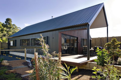 Margaret River Bungalows - e-Seniors 1