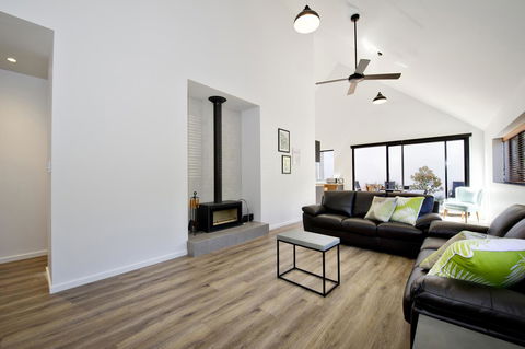 Margaret River Bungalows - e-Seniors 6