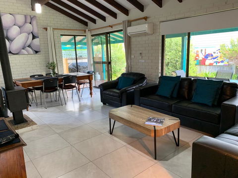 Beachside Prevelly Villas - e-Seniors 3