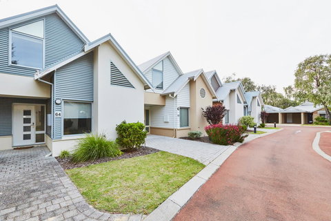 Cape View Beach Resort - e-Seniors 3