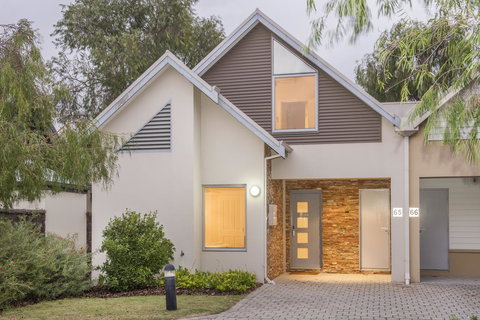 Cape View Beach Resort - e-Seniors 7