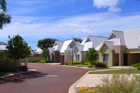 Cape View Beach Resort - e-Seniors 36