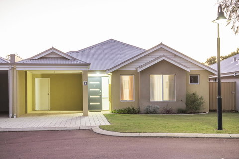 Cape View Beach Resort - e-Seniors 25