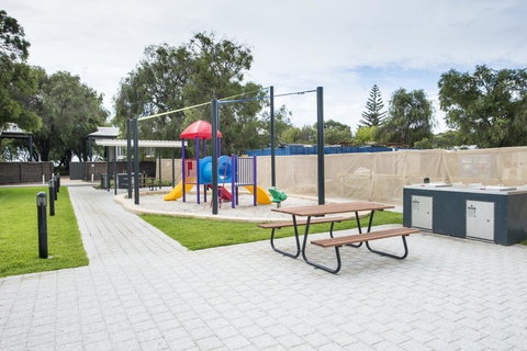 Cape View Beach Resort - e-Seniors 19