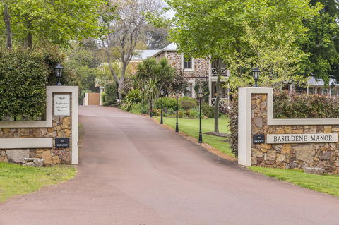 Grand Mercure Basildene Manor - e-Seniors 15
